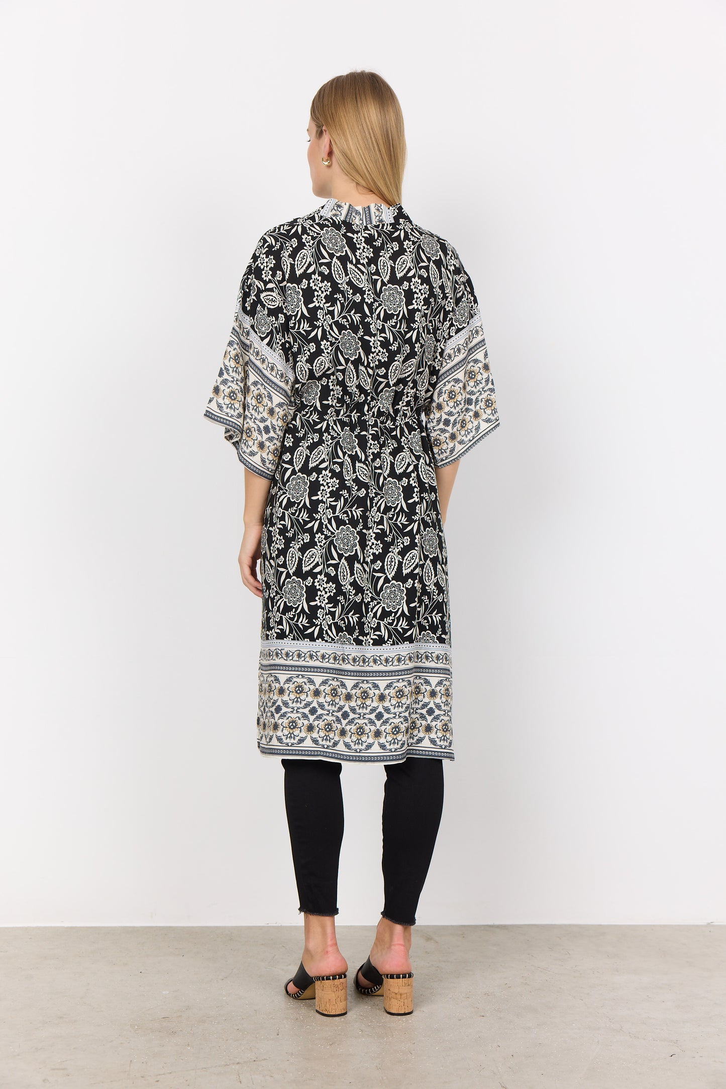 SOYA CONCEPT Enel Black Paisley Floral Print Kimono