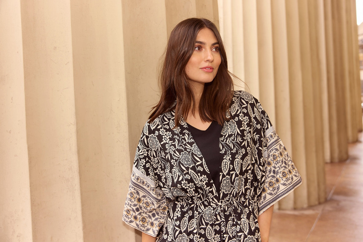 SOYA CONCEPT Enel Black Paisley Floral Print Kimono