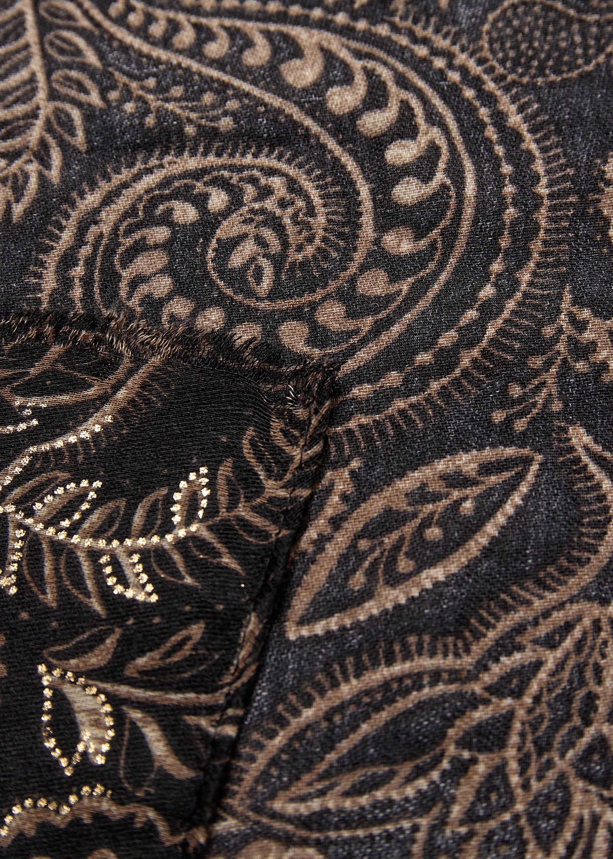 SOYA CONCEPT NIMRA Black Brown Cream Paisley Scarf