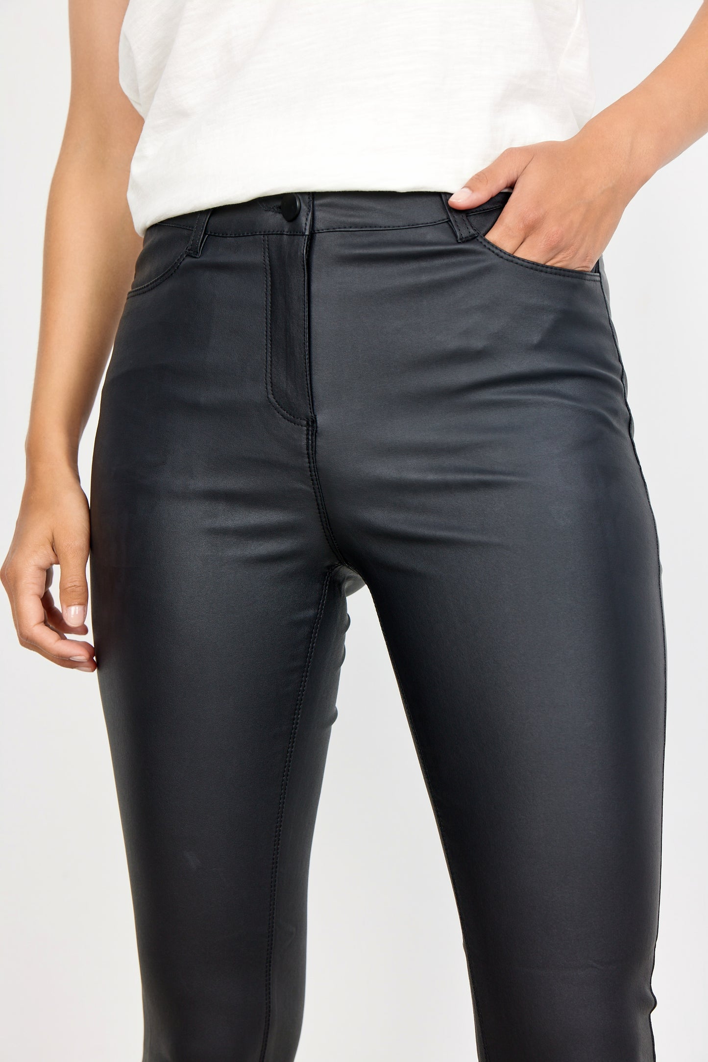 SOYA CONCEPT PAM 3B Black Faux Leather Skinny Pants